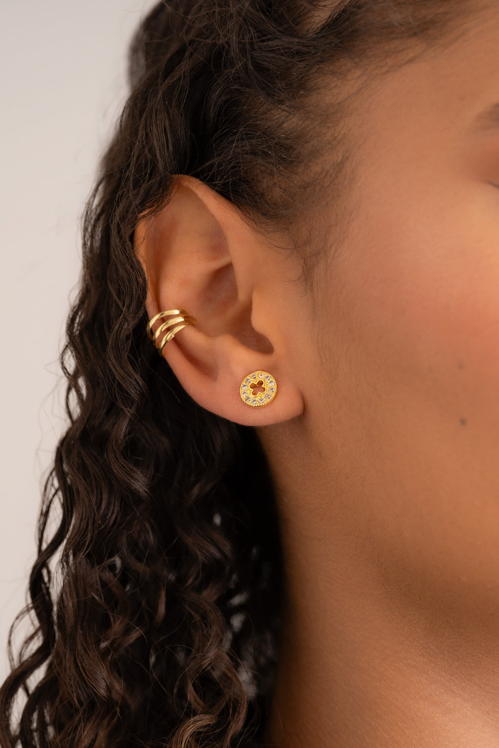 Arete Clover Redondo Silueta 9 mm