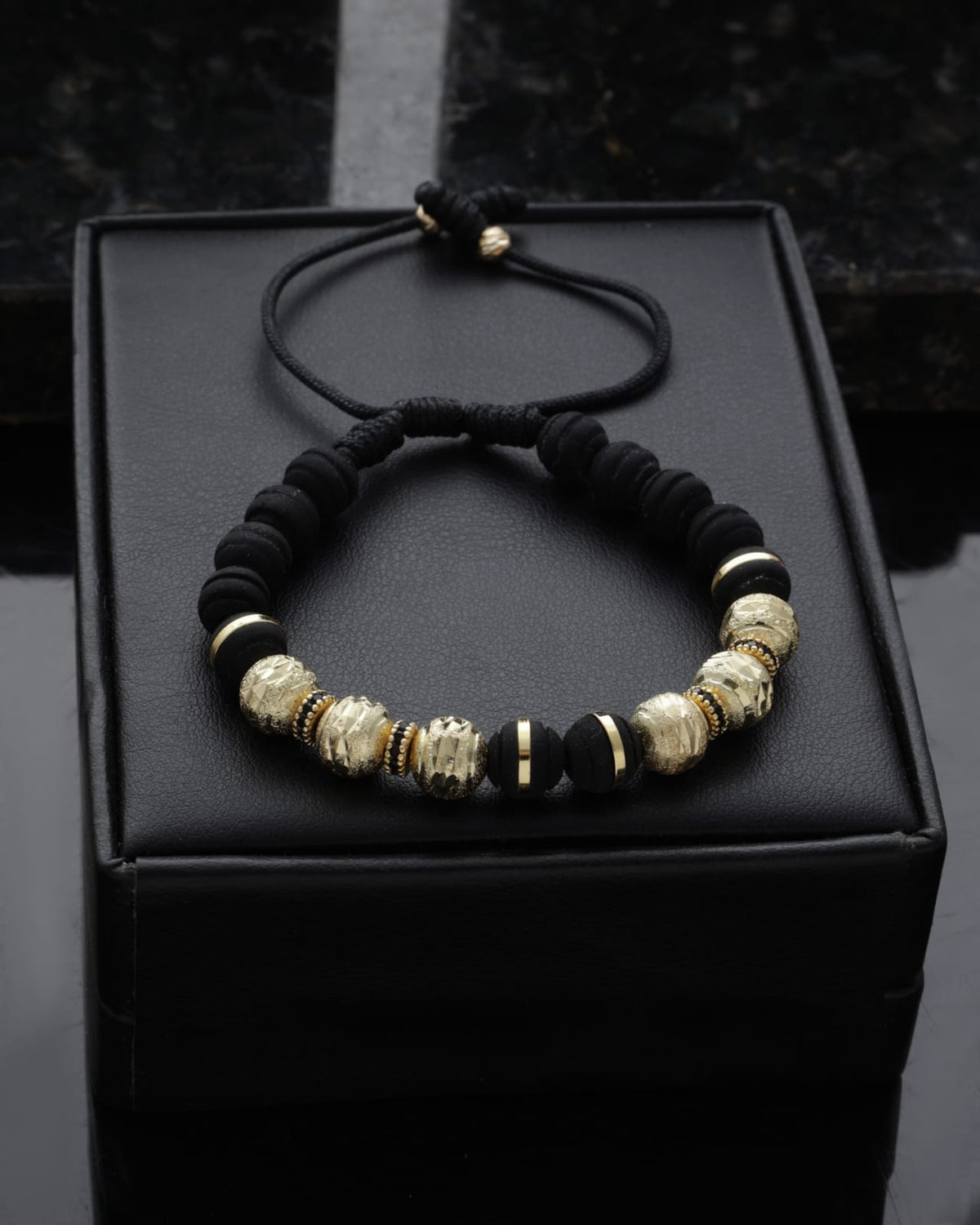 Manilla rondel negro